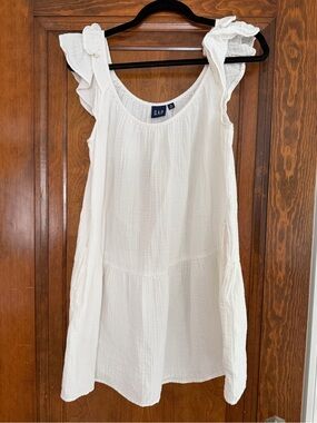 GAP Women’: White Ruffle Strap Summer Dress Cover-Up